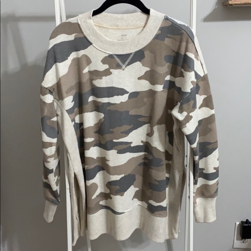 Oversized camo sweater